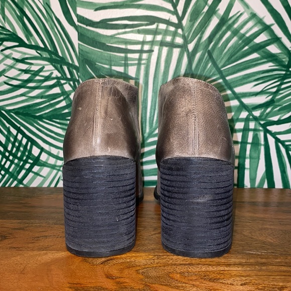 Free People Terrah Gray Leather Chunky Heel Ankle Boots Women’s 37/7 - Picture 5 of 11